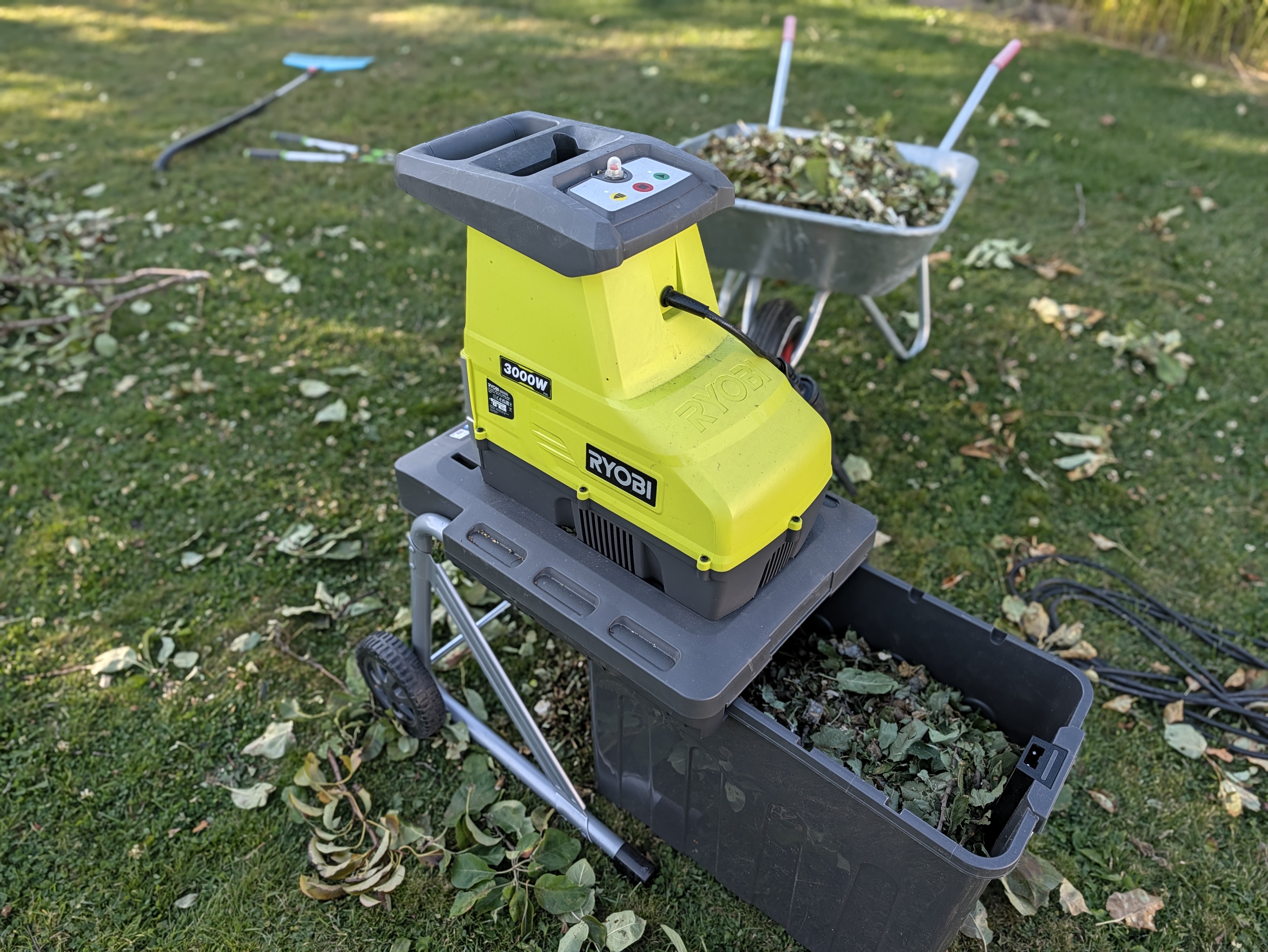 Ryobi kompostkvarn 3000w