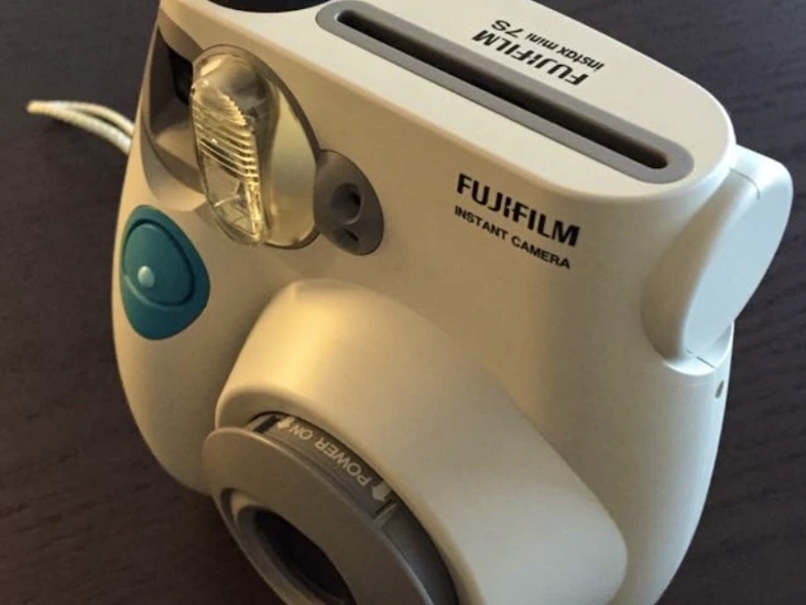Fujifilm instax mini 7s blue film camera with camera case & strap