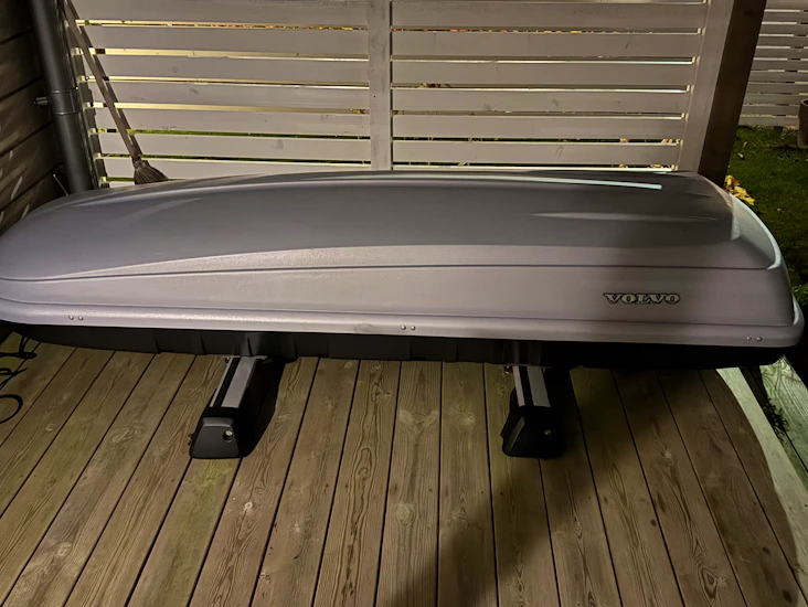 Takbox med takräcken till volvo v60