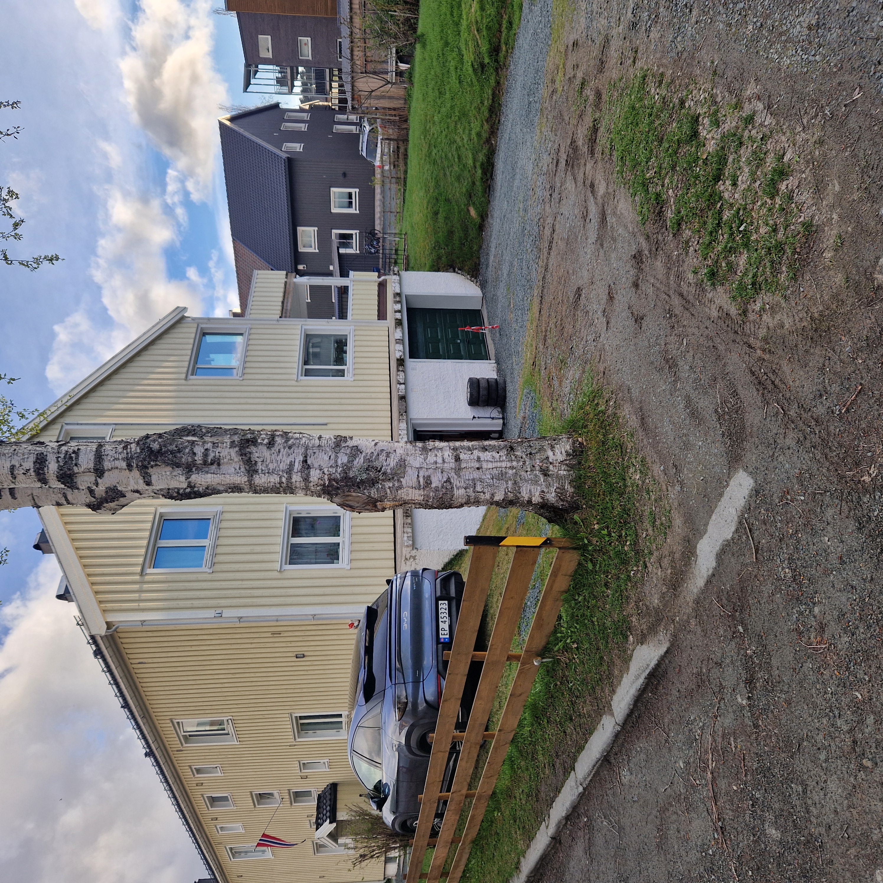 Parkeringsplass til langtidsleie – lerkendal
