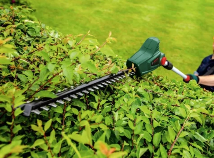 Bosch universalhedgepole 18