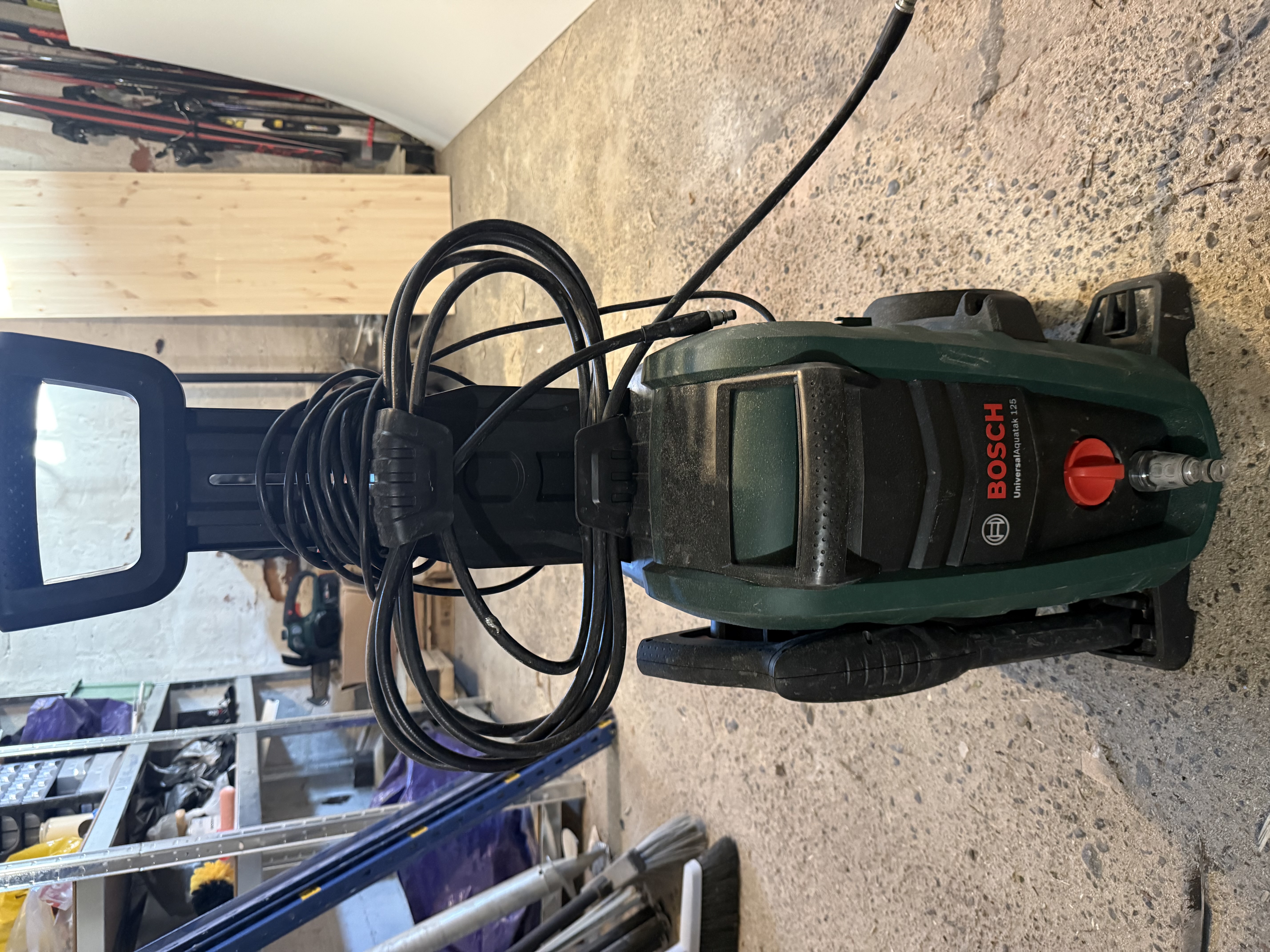 Bosch universalaquatak 125 -painepesuri