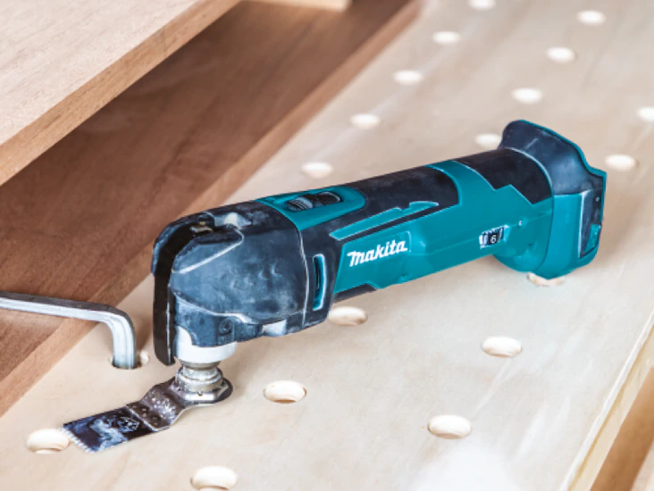 Makita multiverktøy (ink batteri)