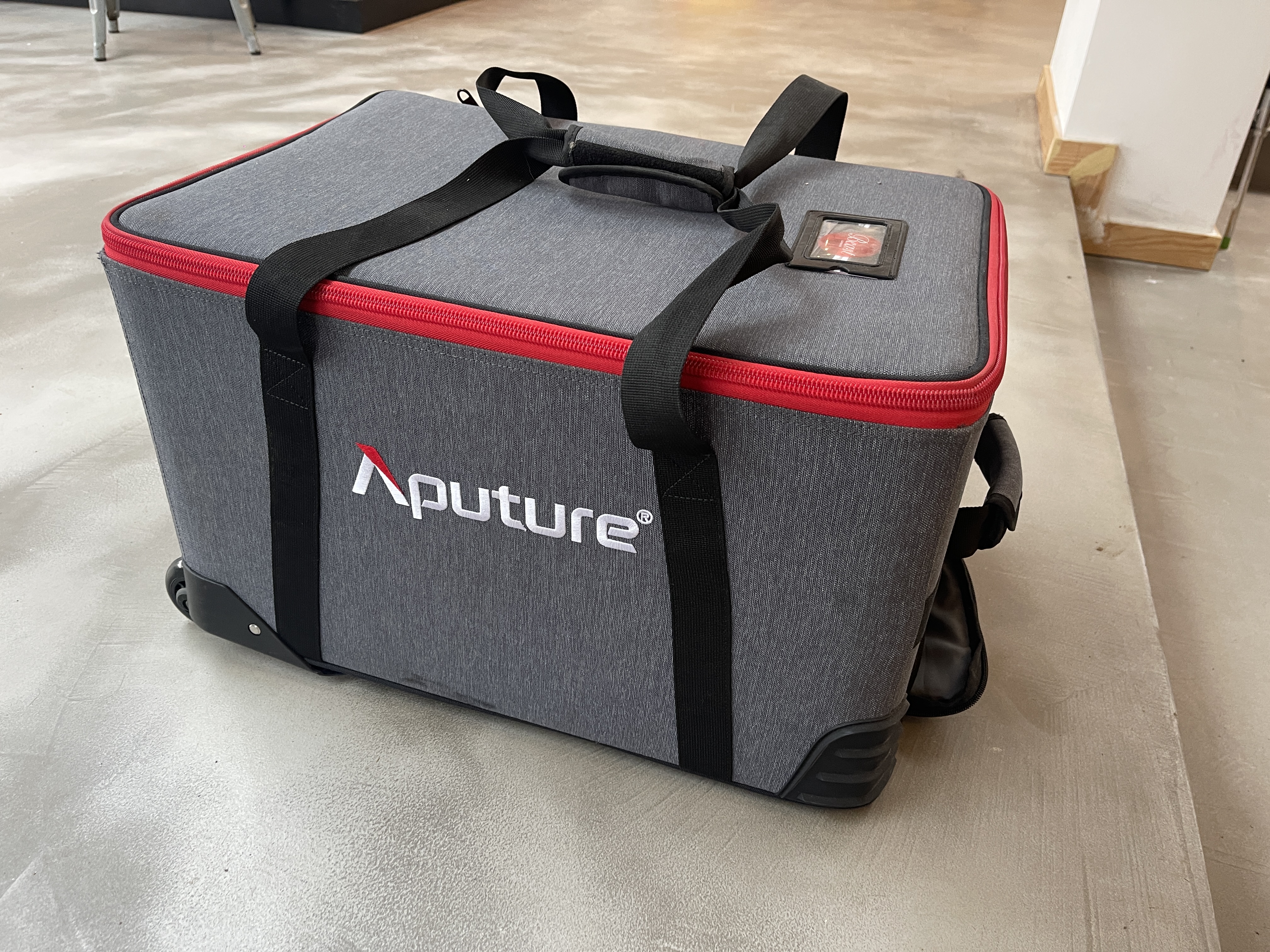 Aputure 600