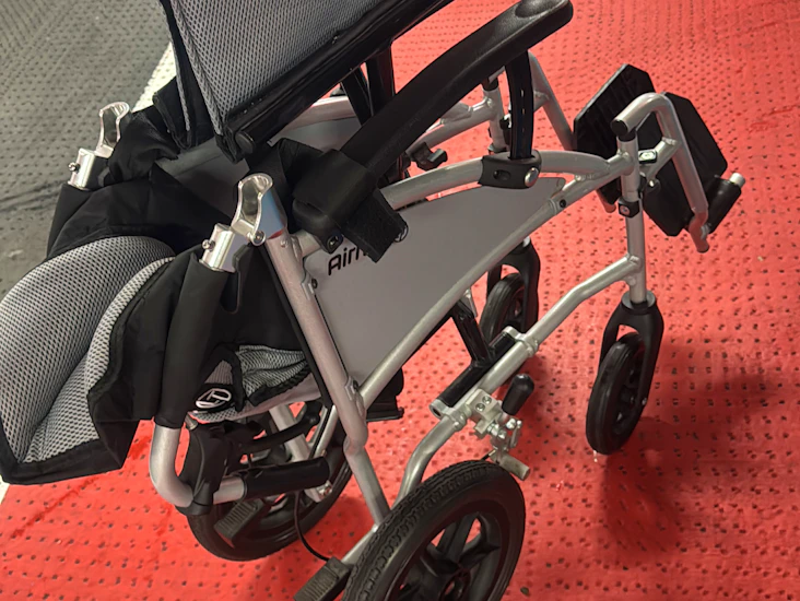 Standard wheelchair