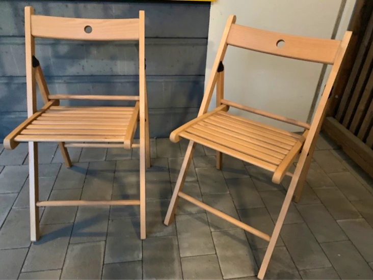 Klappstolar i trä