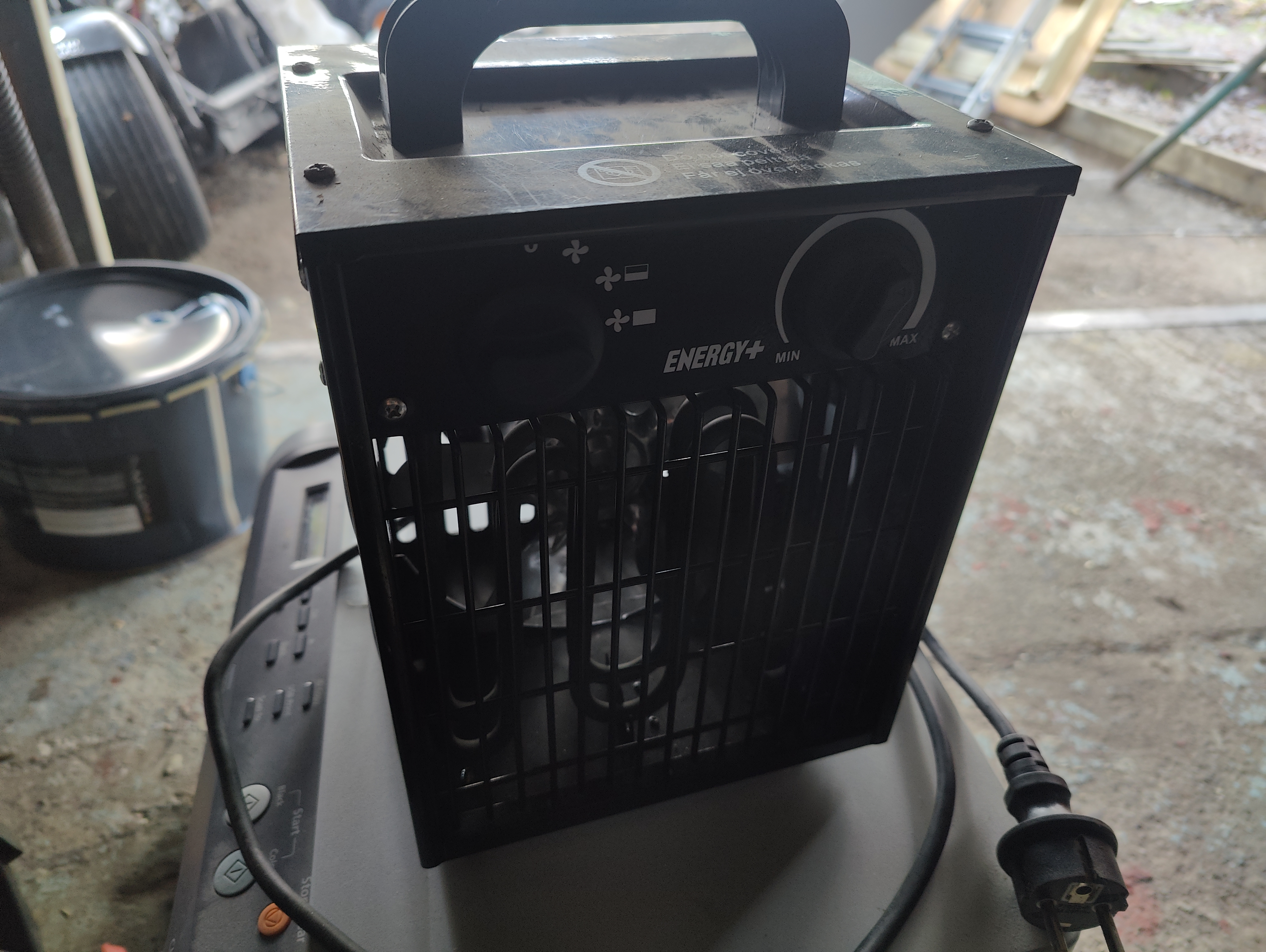 Rakennuslämmitin 2000w