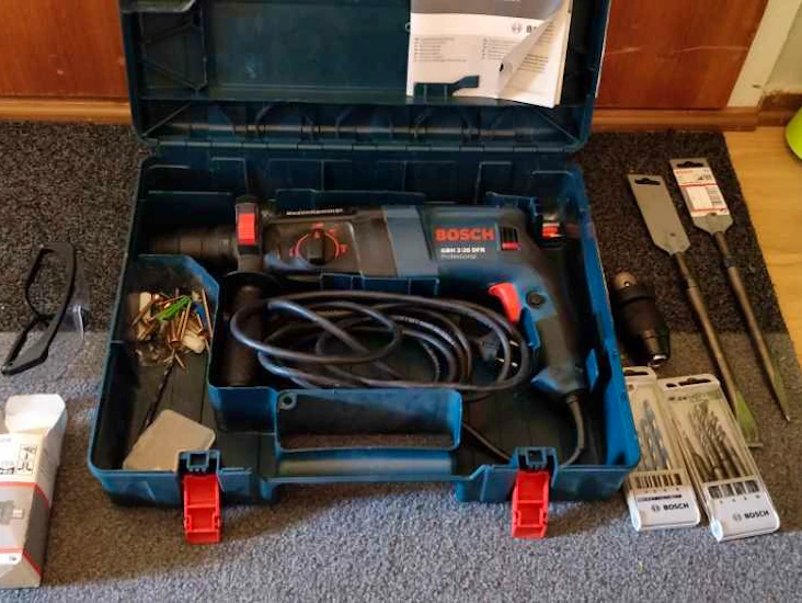 Borrhammare professionell.