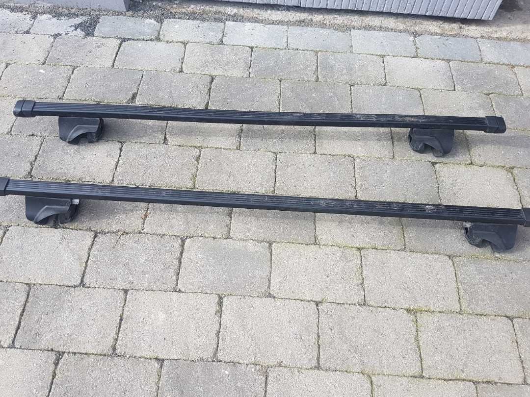 Thule takräcke för rails
