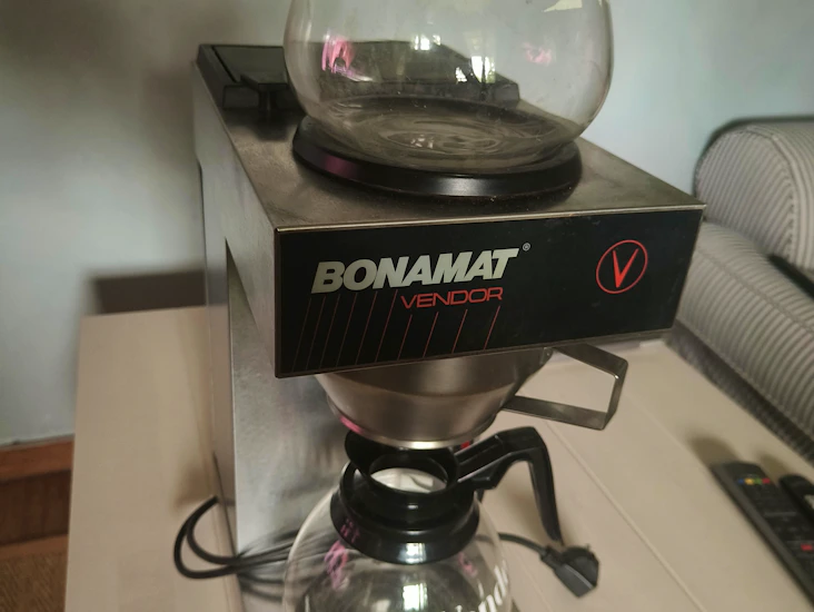 Vendor / bravilor bonamat kahvinkeitin