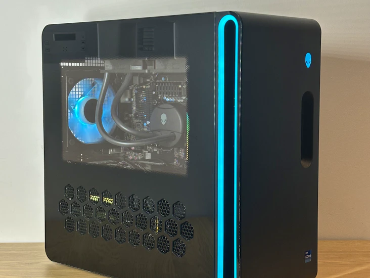 Top-end spec gaming/live streaming pc alienware i7-14700k rtx 5080 32gb 1tb