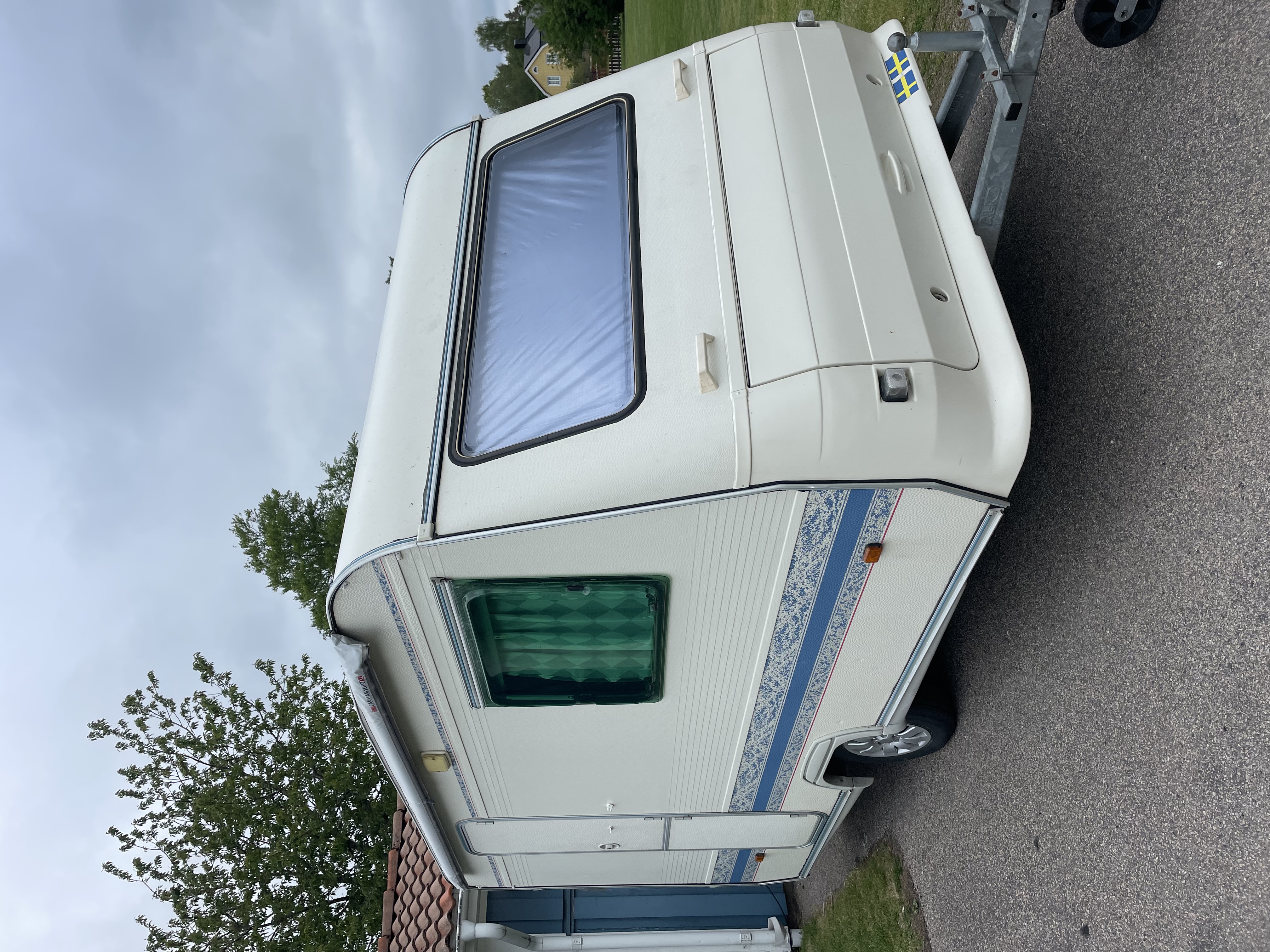 Adria unika b 360 lb ”b-körkort”