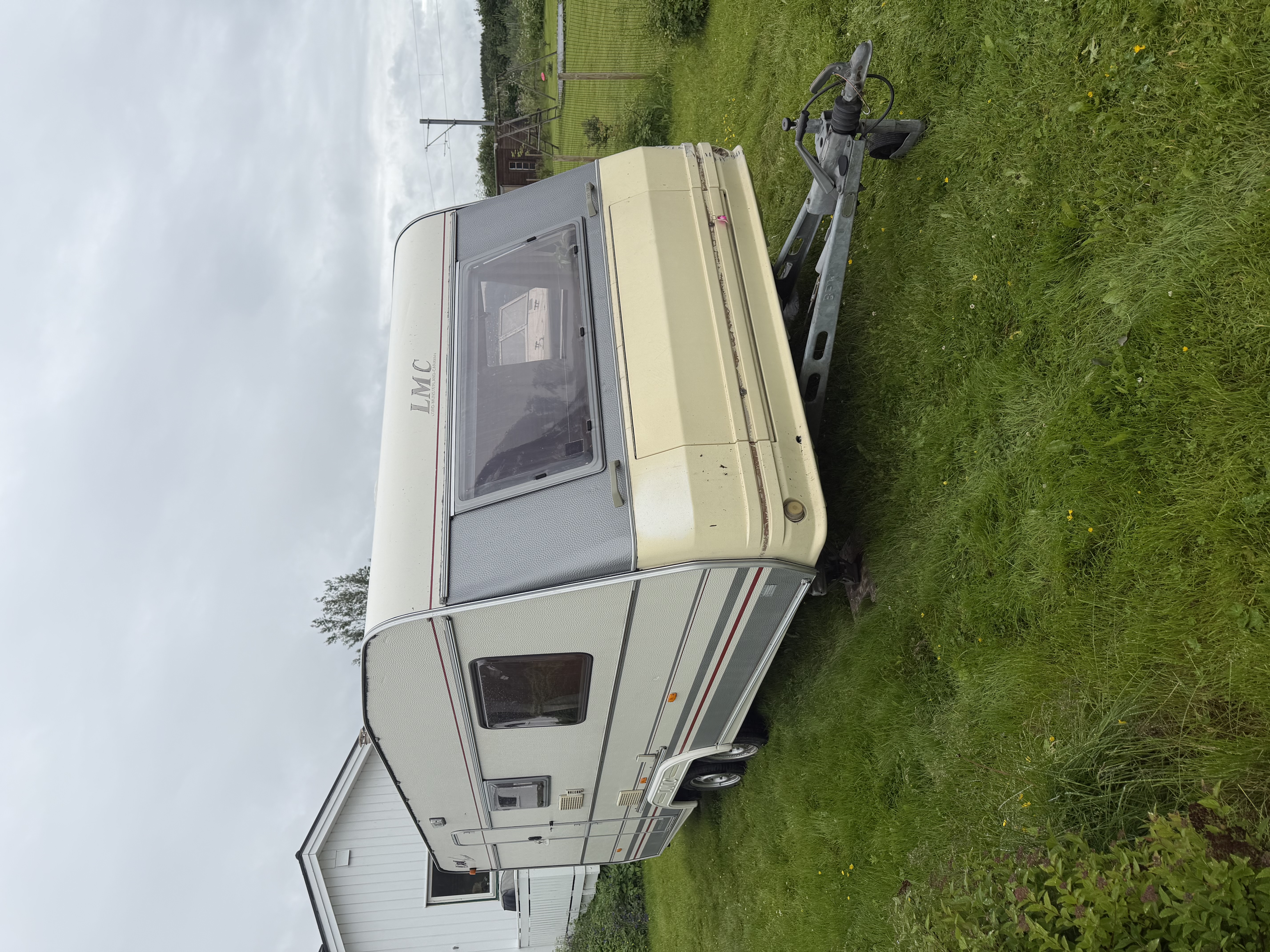 Lmc - 6 soveplasser, 1600 tillatt totalvekt