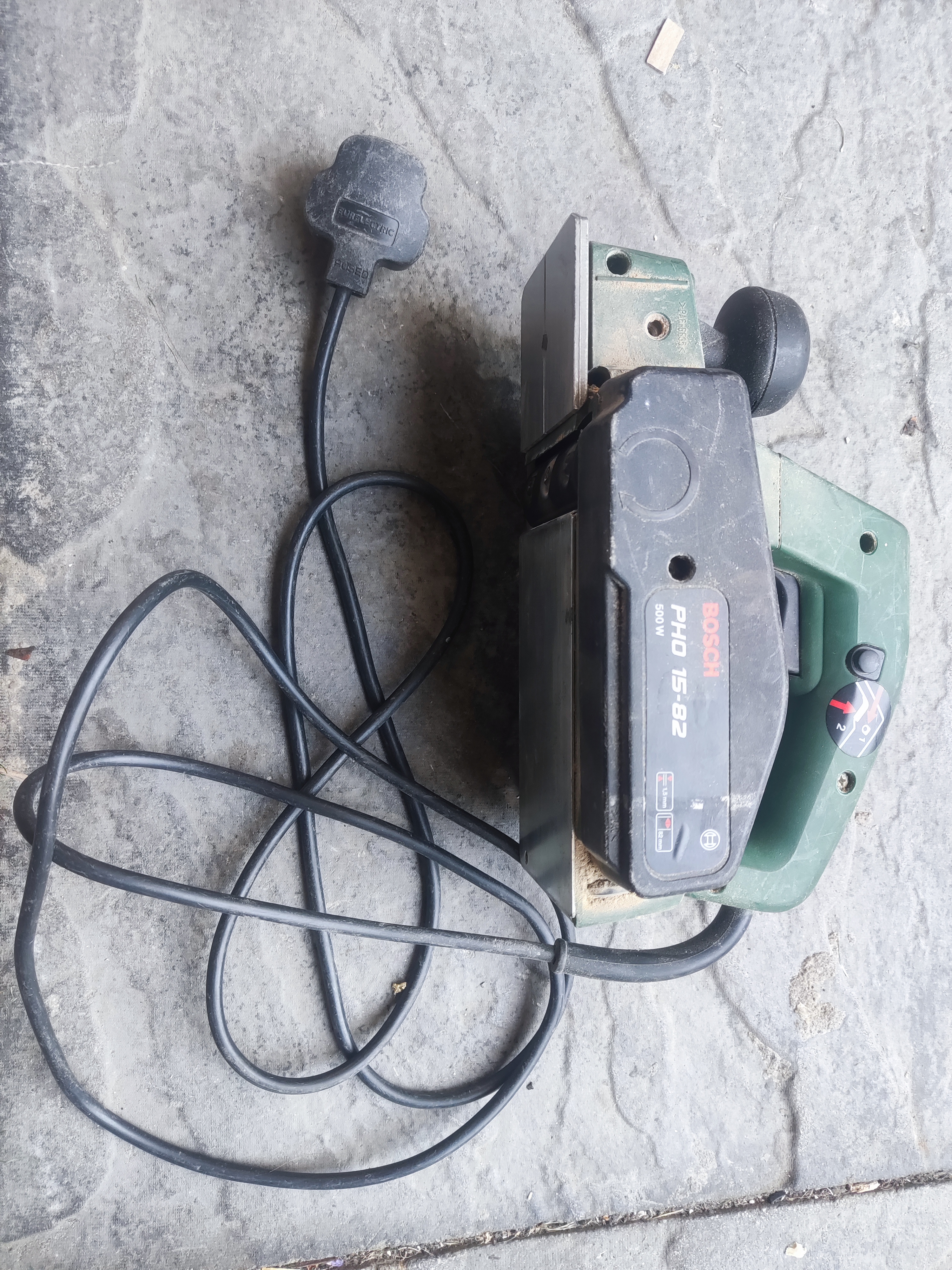 Bosch 82mm electric planer 