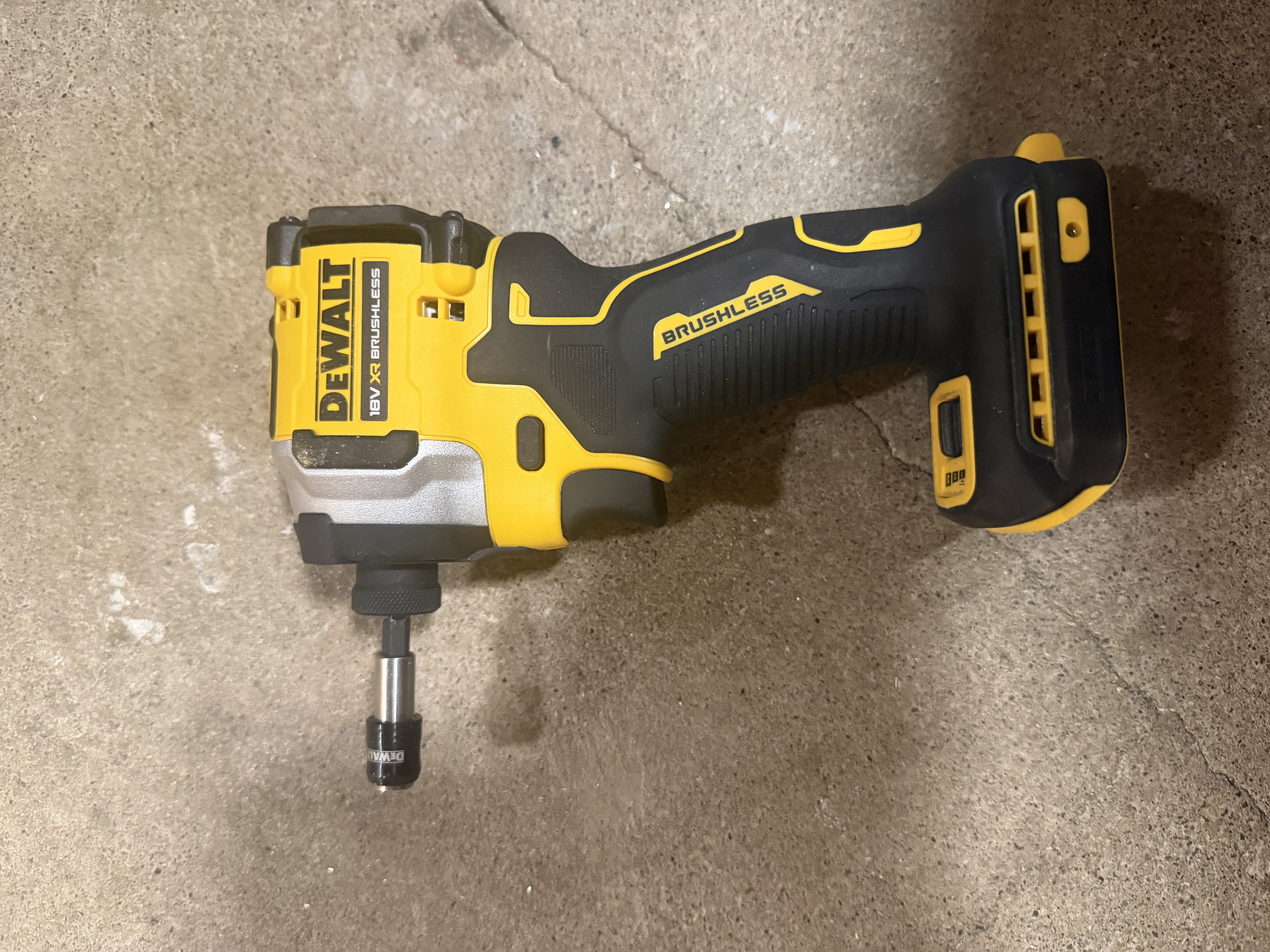 Slagtrekker dewalt 18v