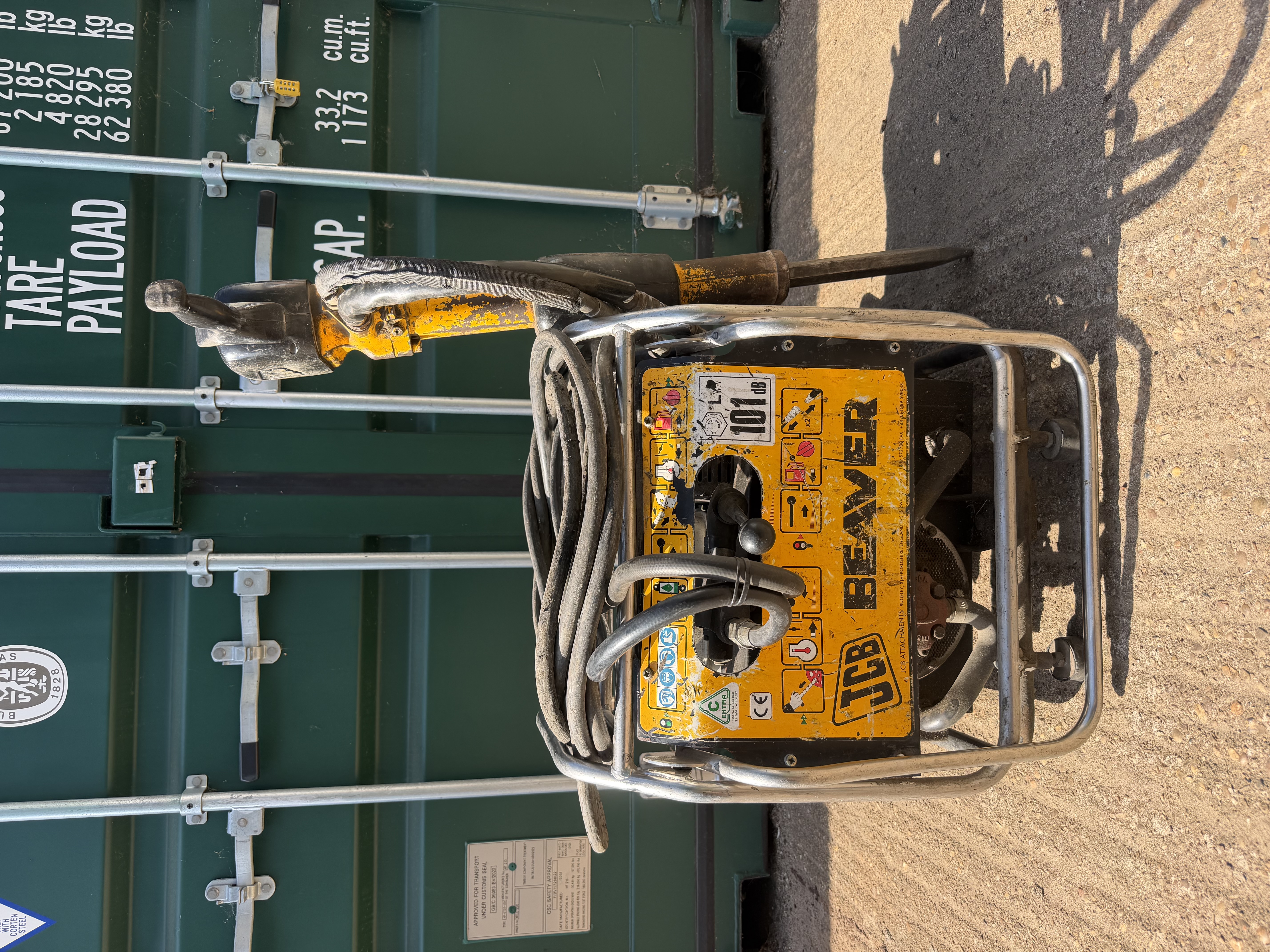 Jcb concrete breaker 