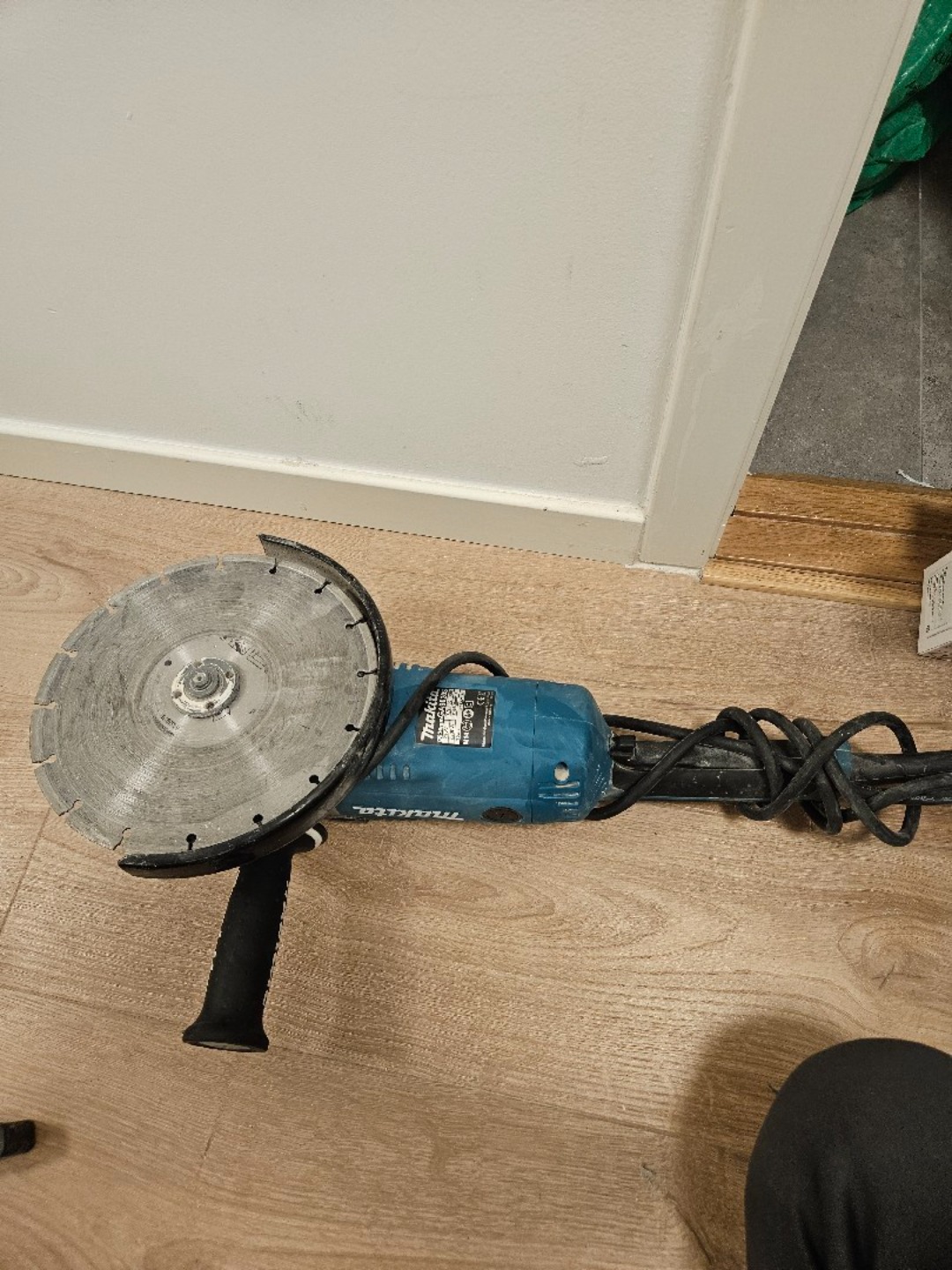 Makita vinkelsliper 230mm
