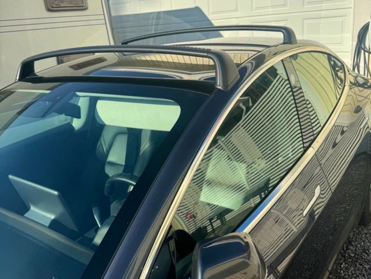 Takräcken tesla model 3