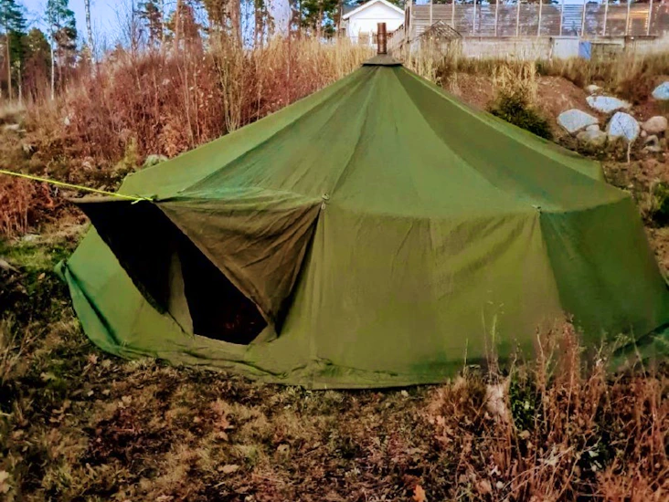 12 manna militärtält