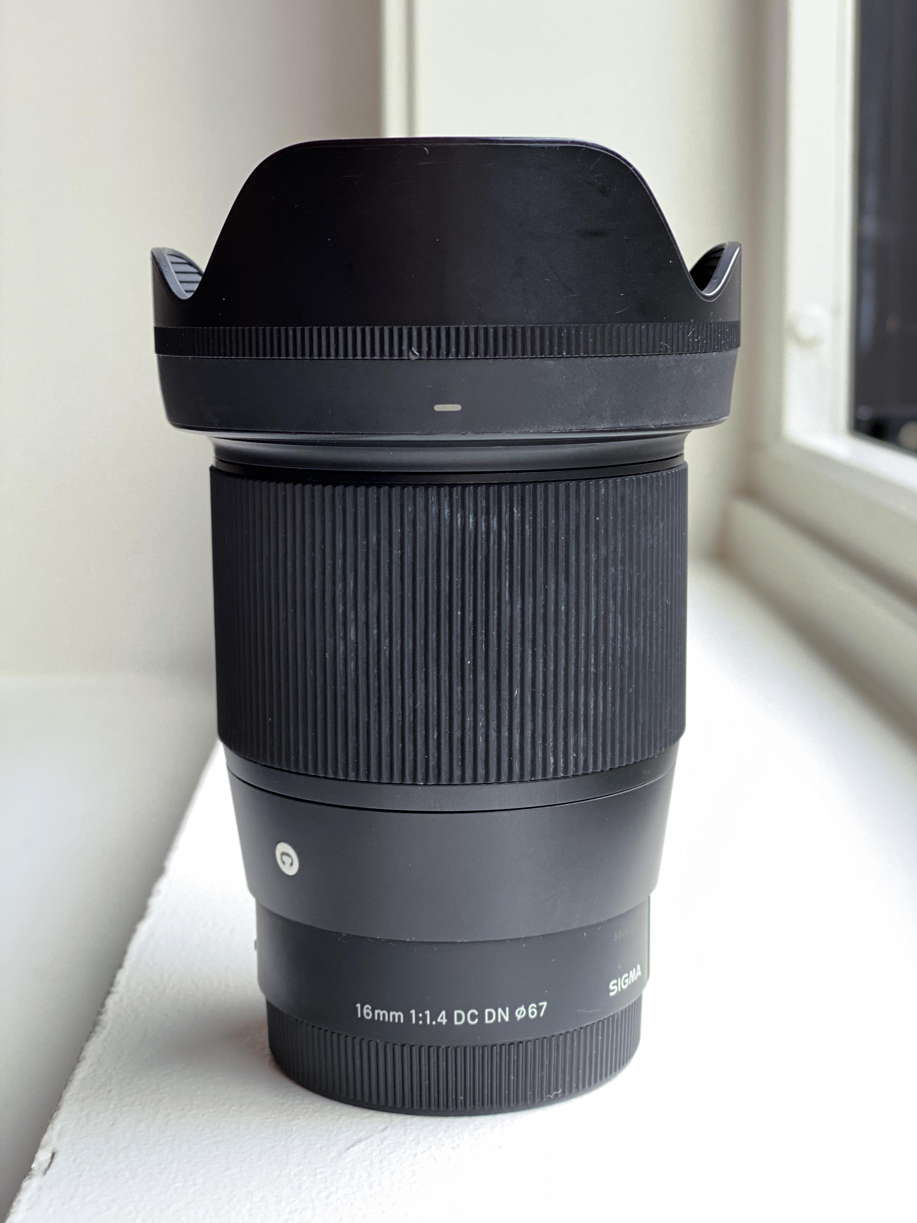 Sigma 16mm f/1.4 dc dn