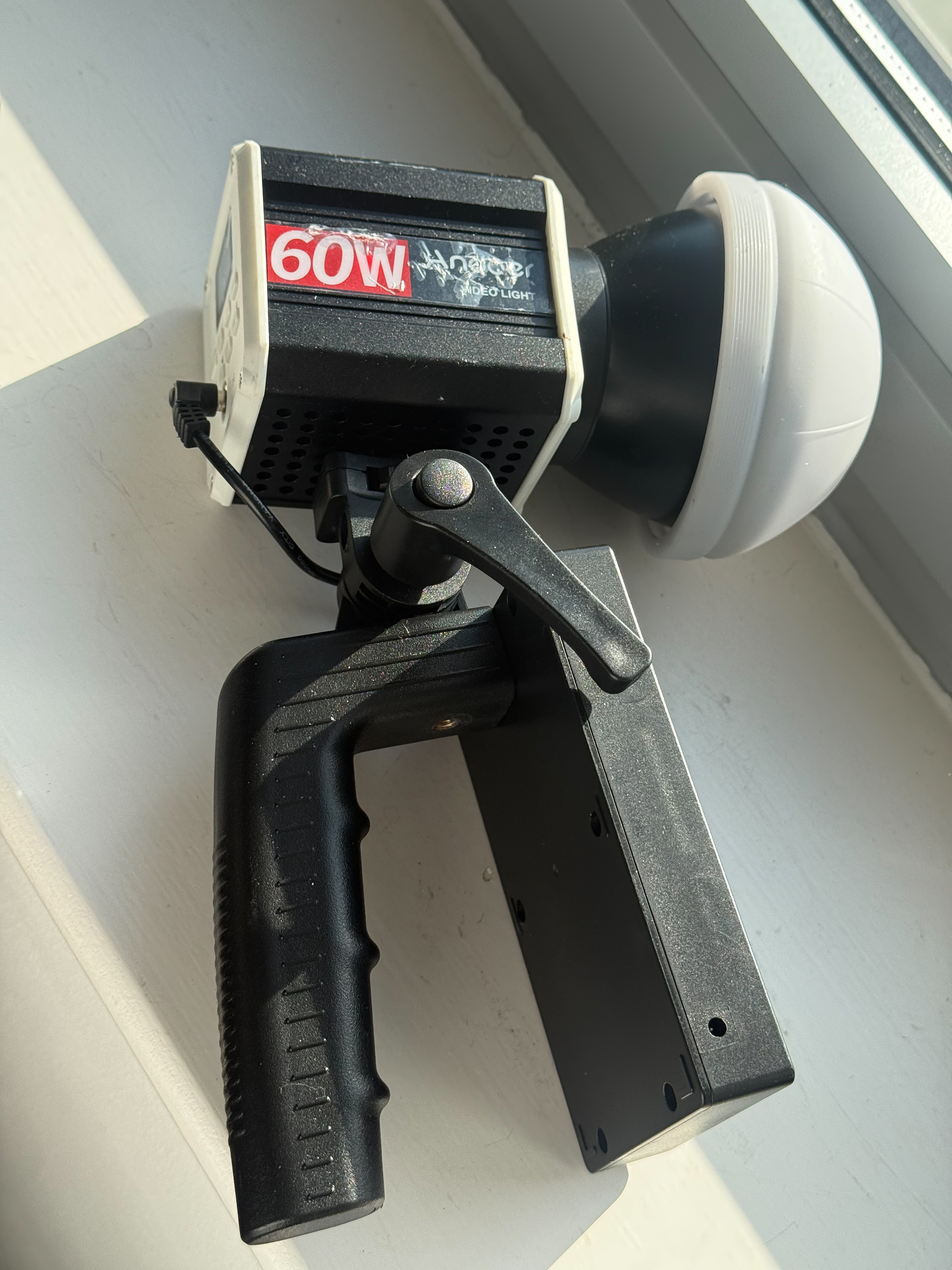 Andoer 60w led video light – compact & powerful for video & photography