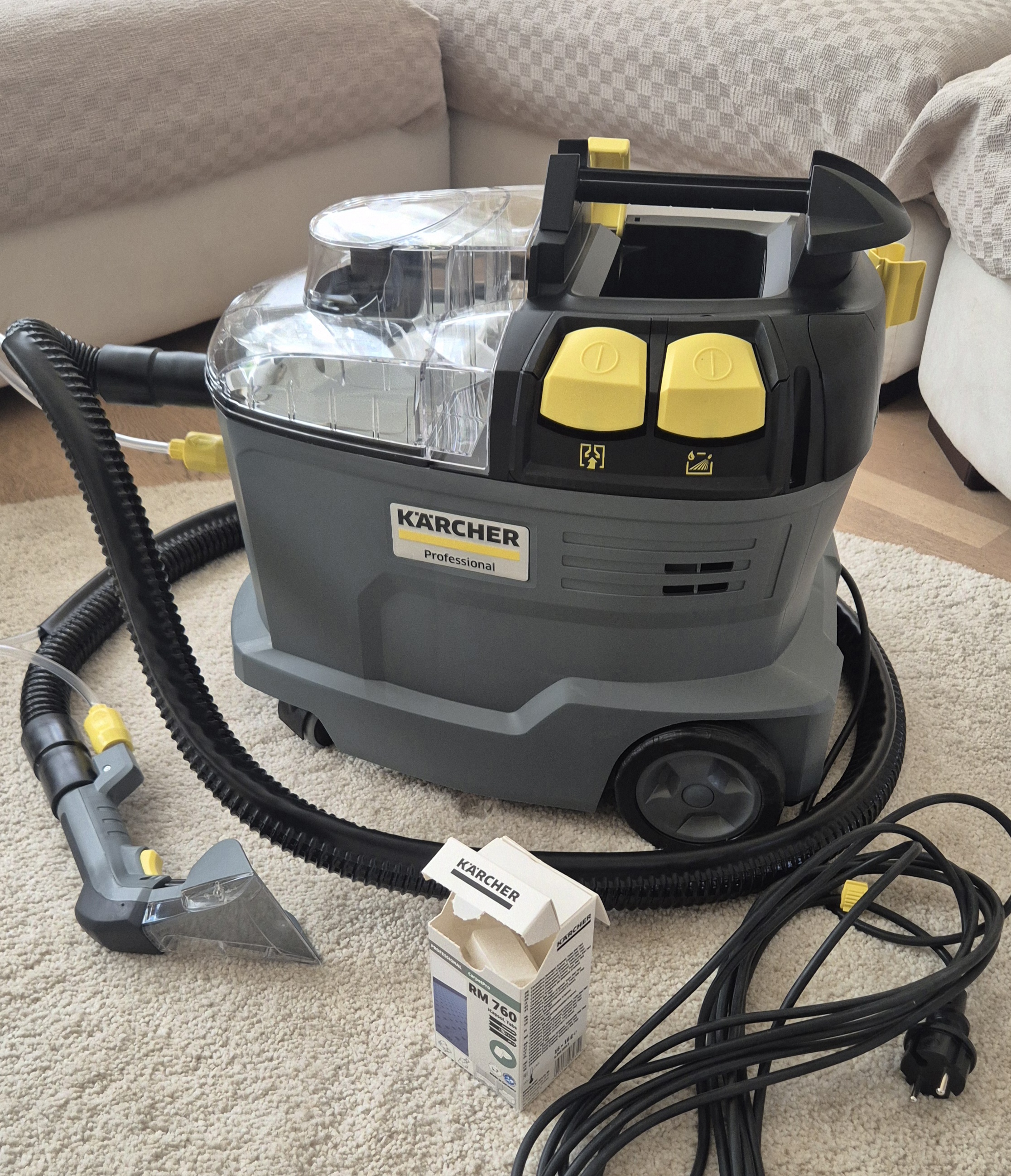 Vuokrataan kärcher puzzi 8/1 professional -tekstiili