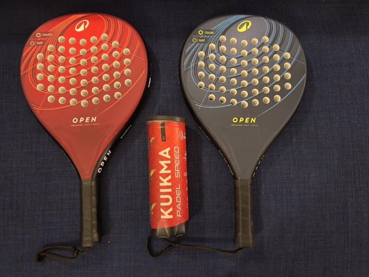 Padel set – 2 bats + 3 balls