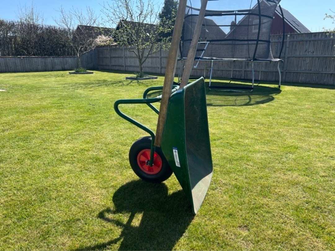 Skottkärra/rullebör (ekebykärran)