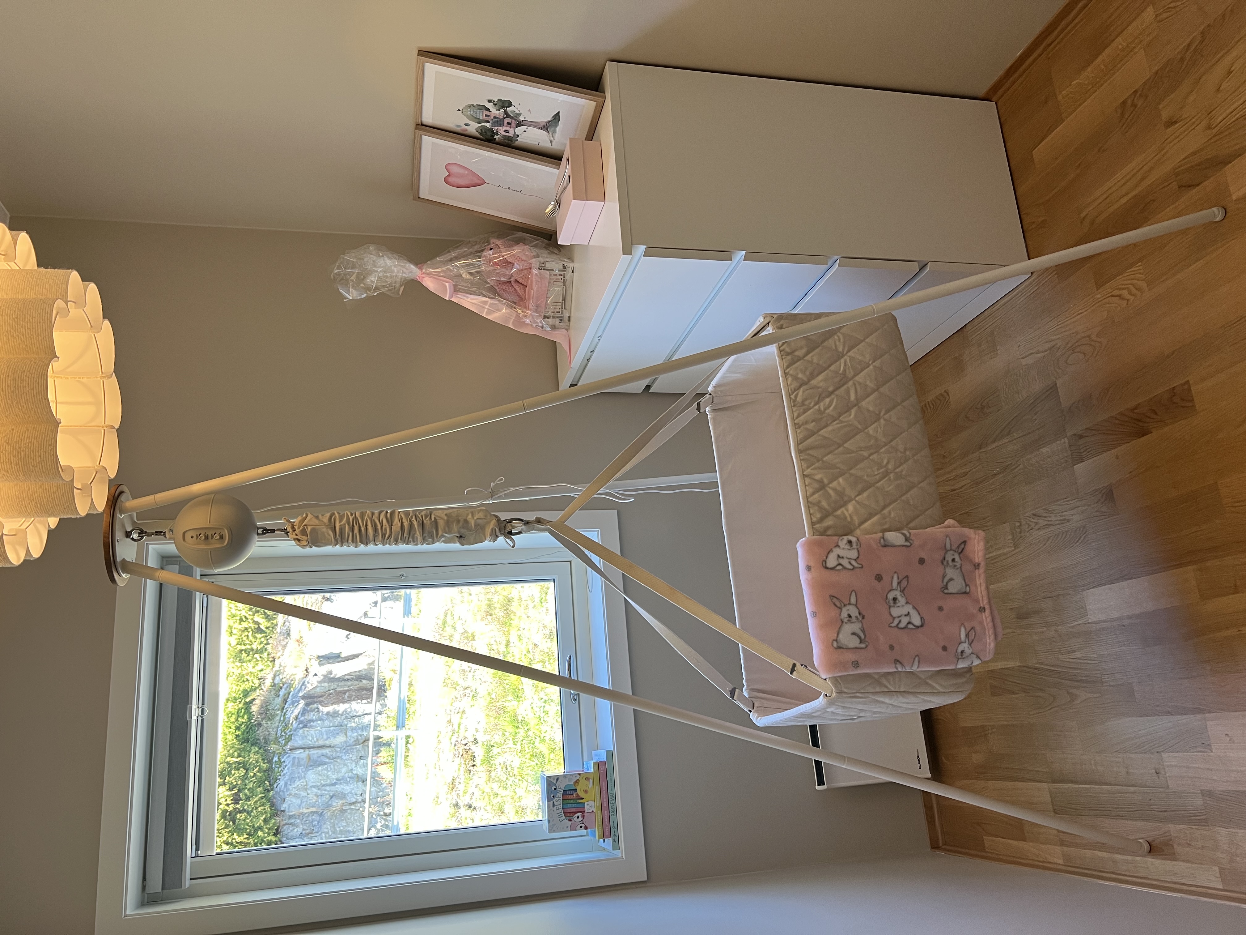 🌙 moonboon hengevugge med flat bunn 