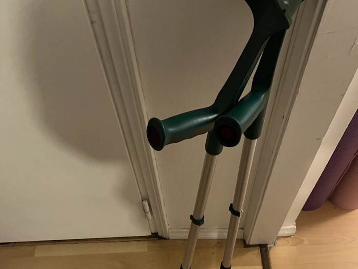 Kävelykepit / kainalosauvat