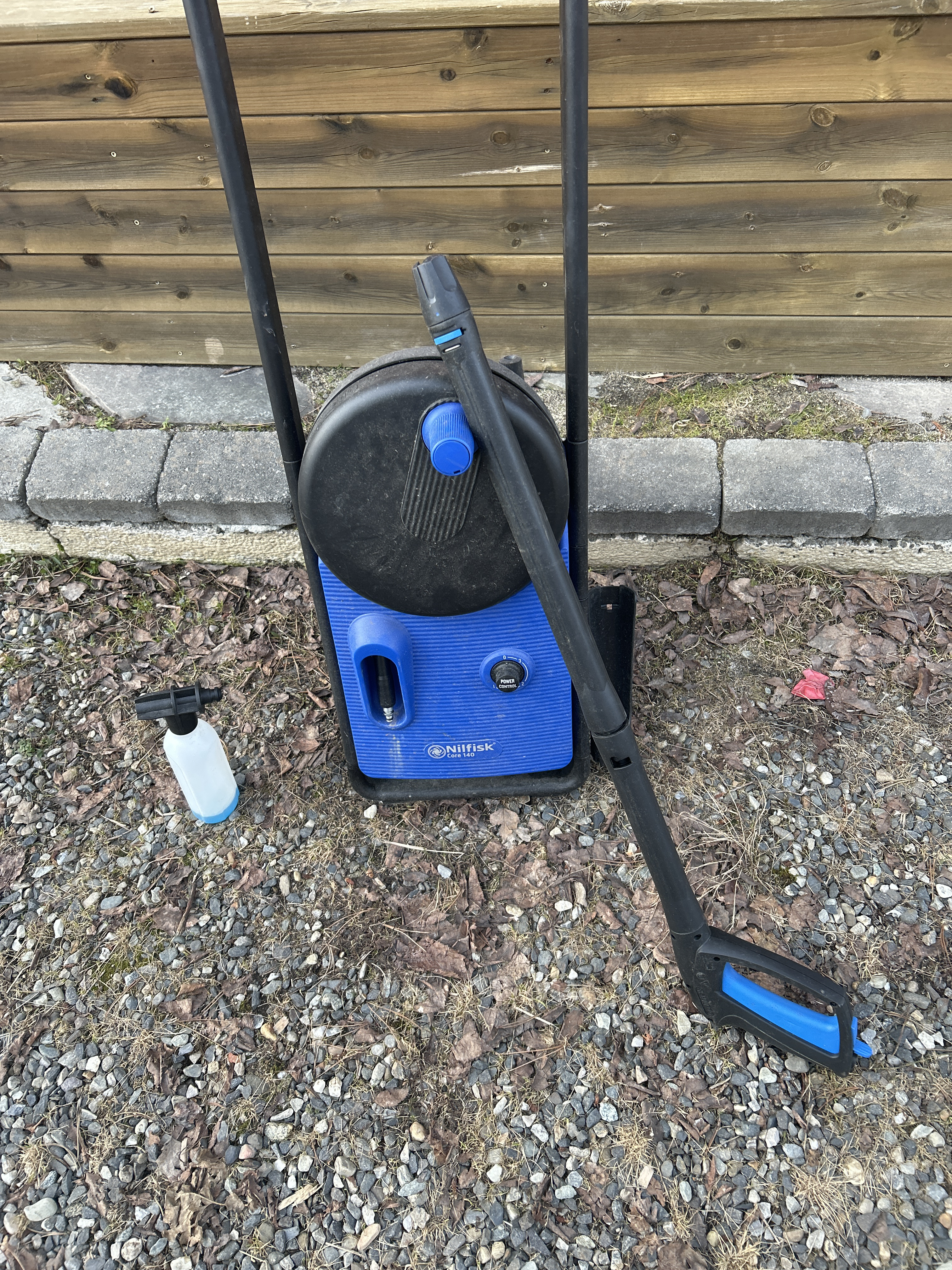 Nilfisk høytrykkspyler. 