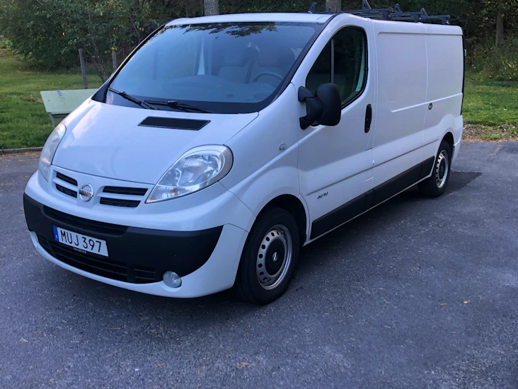 Nissan primastar lång