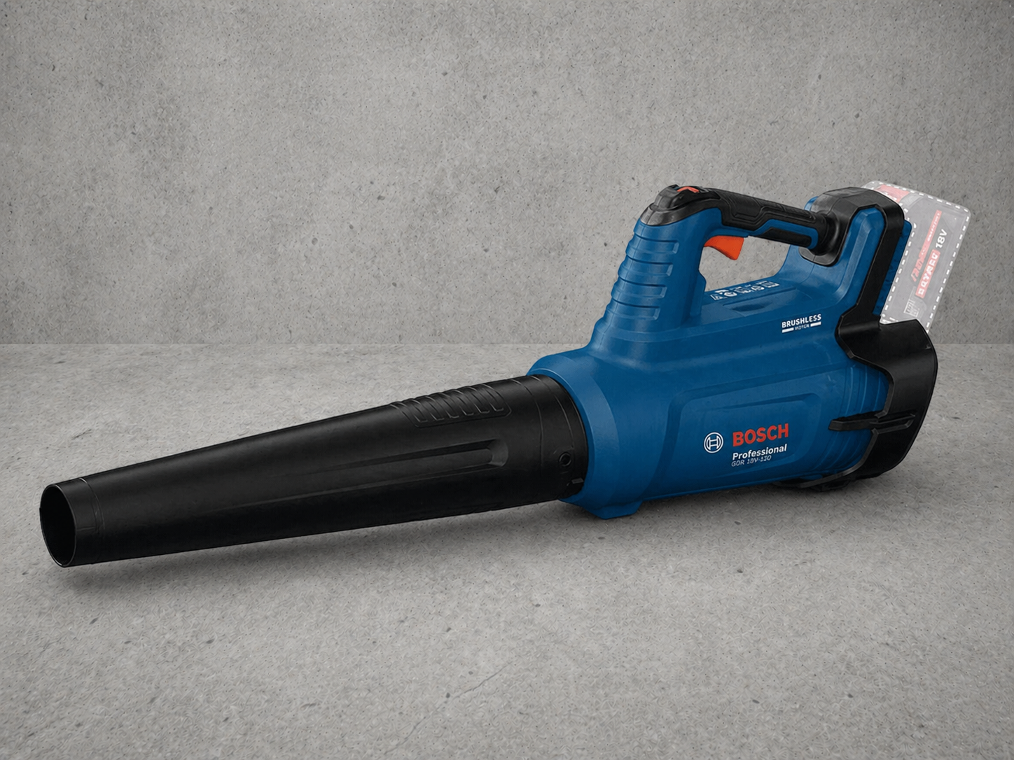 Lövblås – bosch 18v – 3 batterier ingår