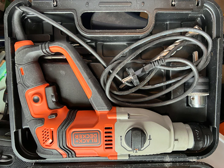 Black & decker 800w borhammer