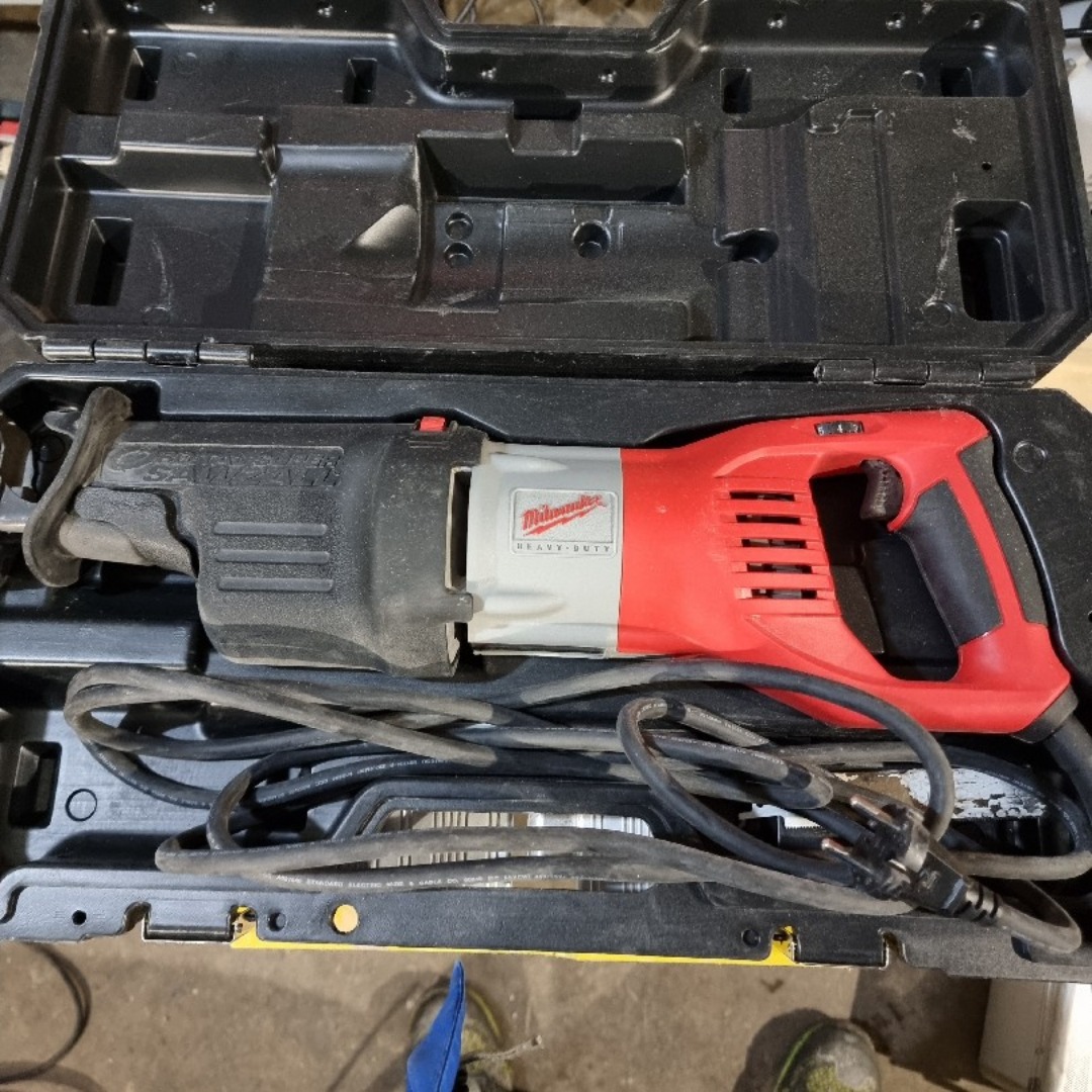 Milwaukee sspe 1500 x