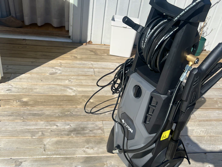 Högtryckstvätt – altan, bil, sten & fasad | 140 bar