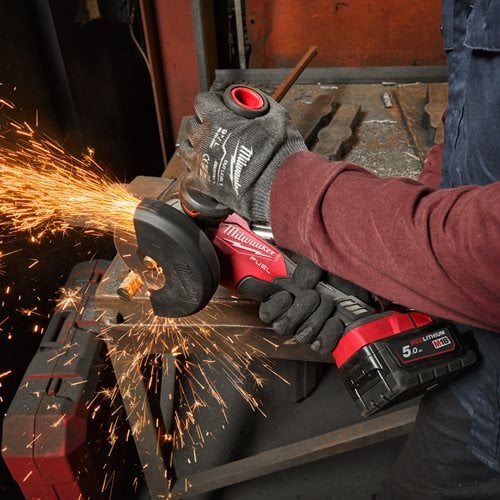 Milwaukee m18 fsag125x + laturi