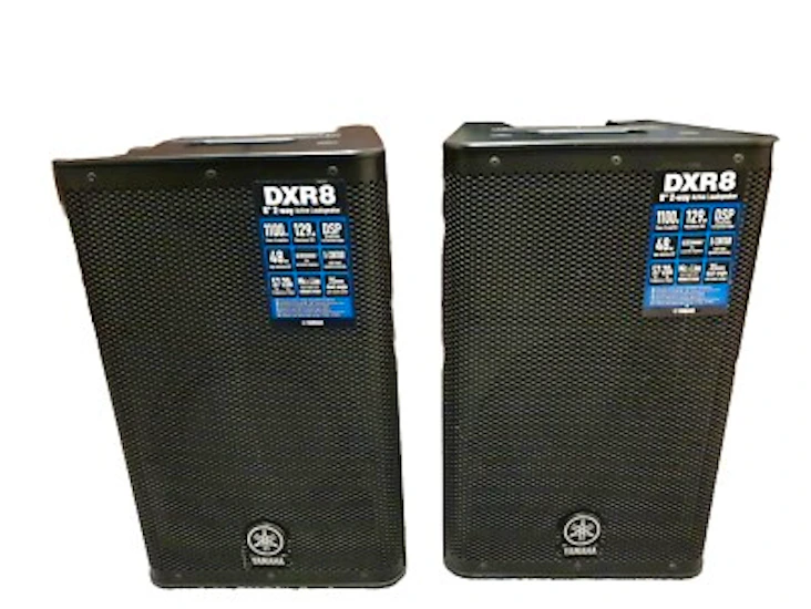 Yamaha dxr8 mkii (pair + stands)
