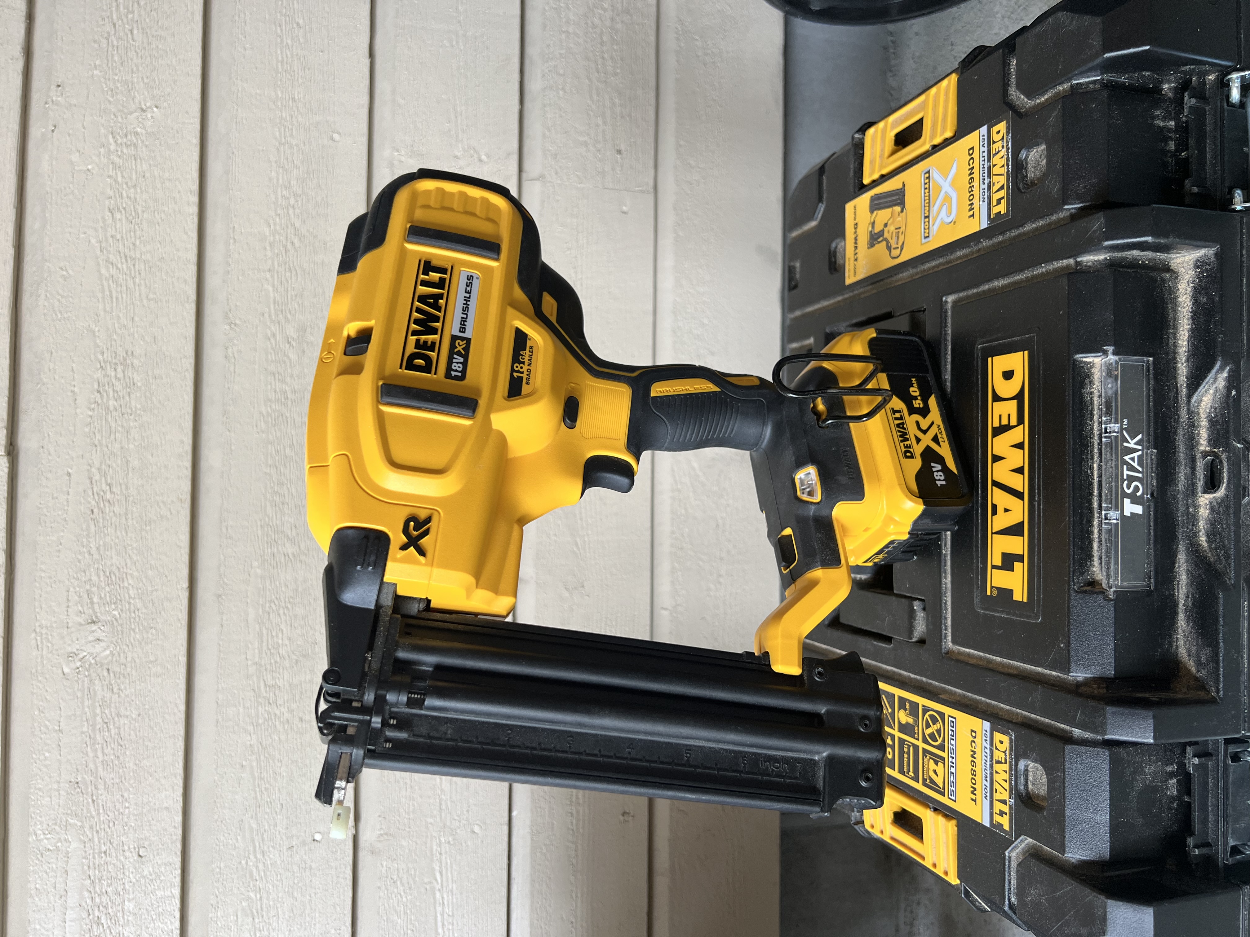 Dewalt dykkertpistol på batteri