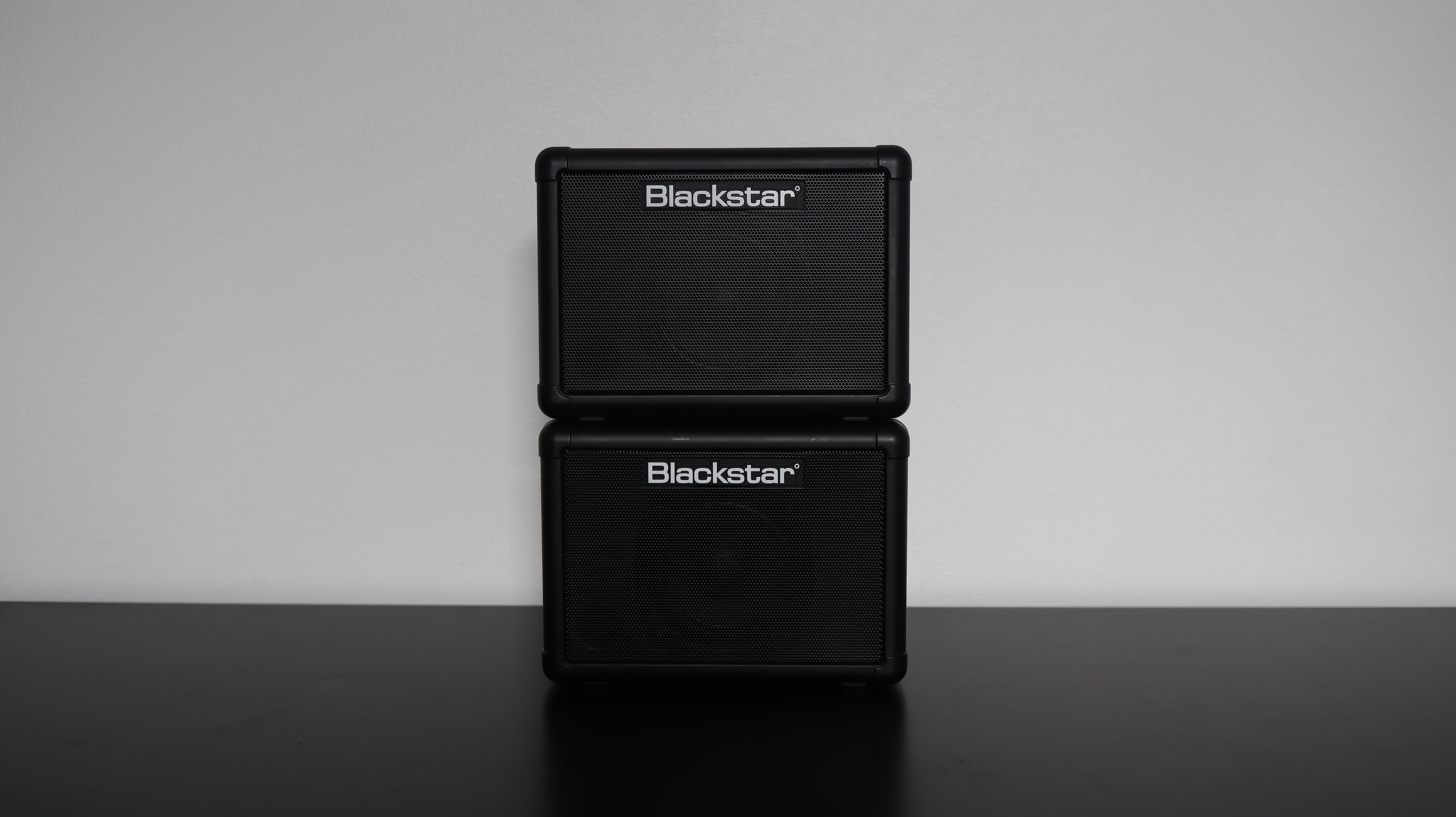Blackstar fly 3 mini guitar amplifier - battery powered