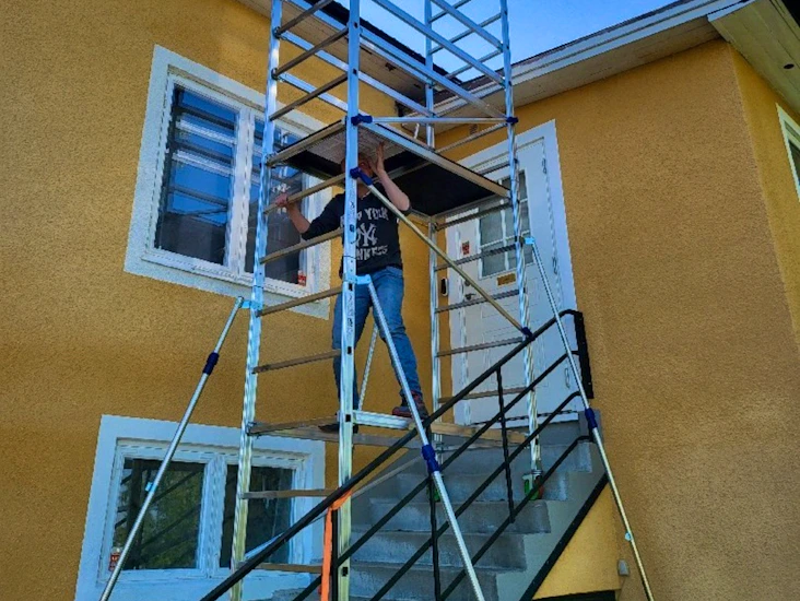 Byggställning 2 sektioner