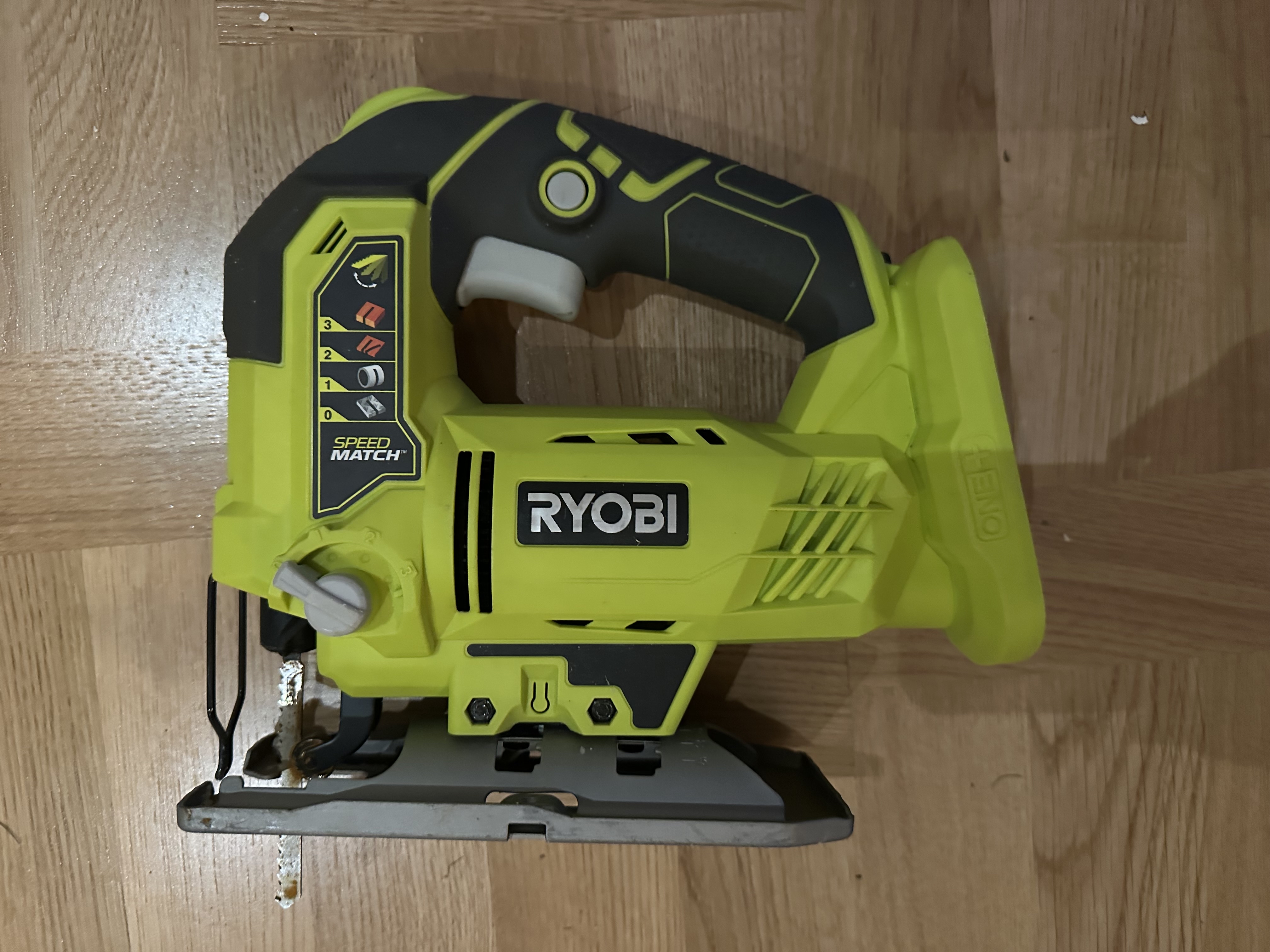 Sticksåg ryobi 