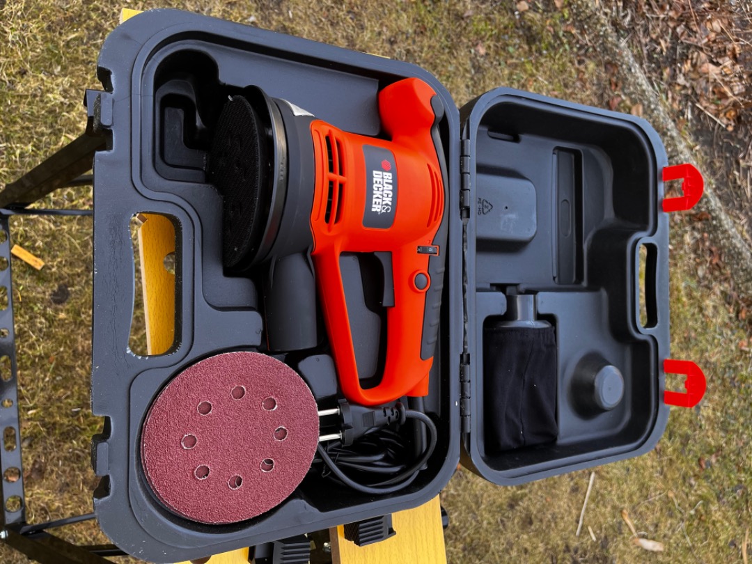 Eksentersliper - black & decker