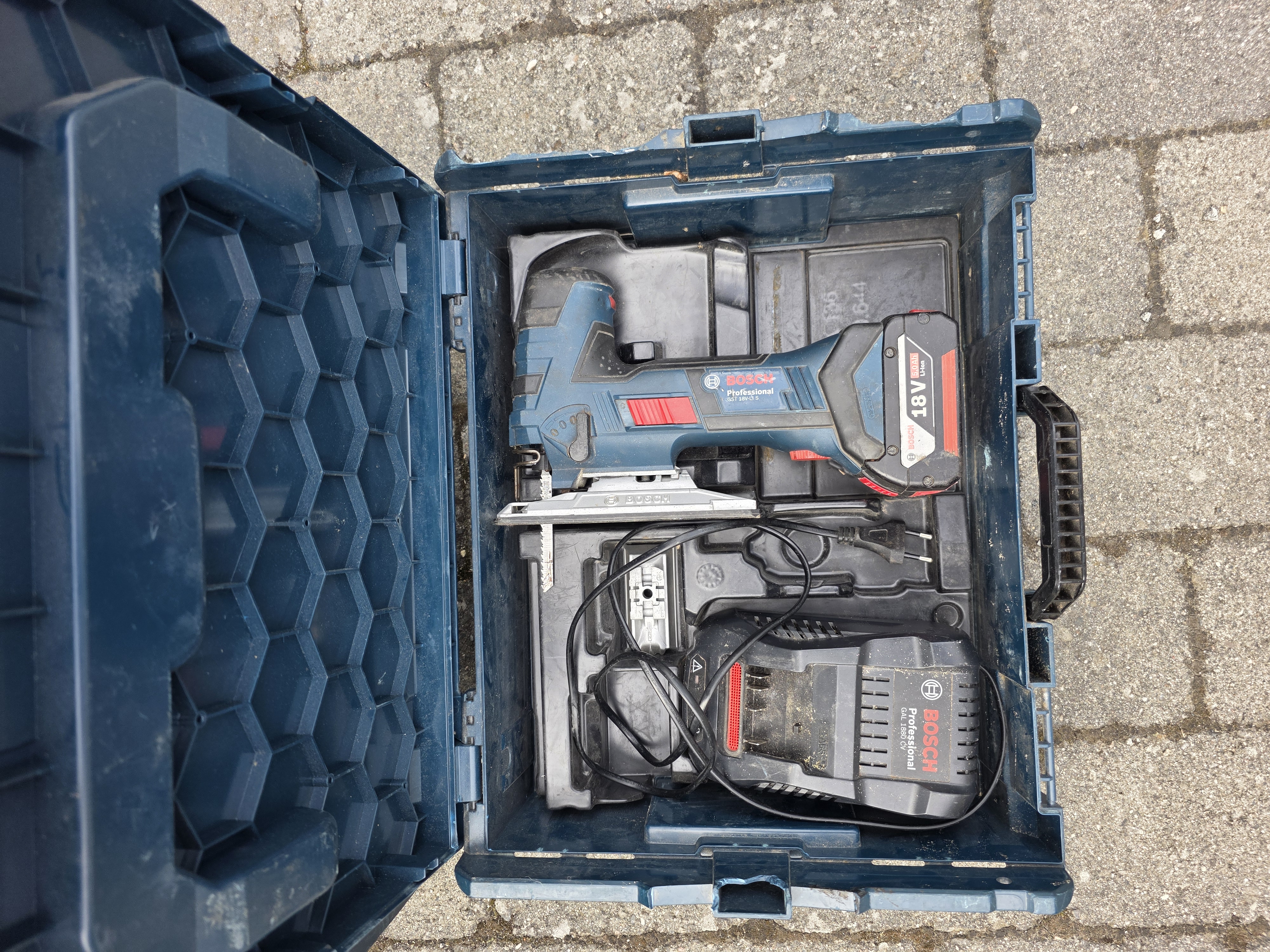 Bosch stikksag, gst18v-li