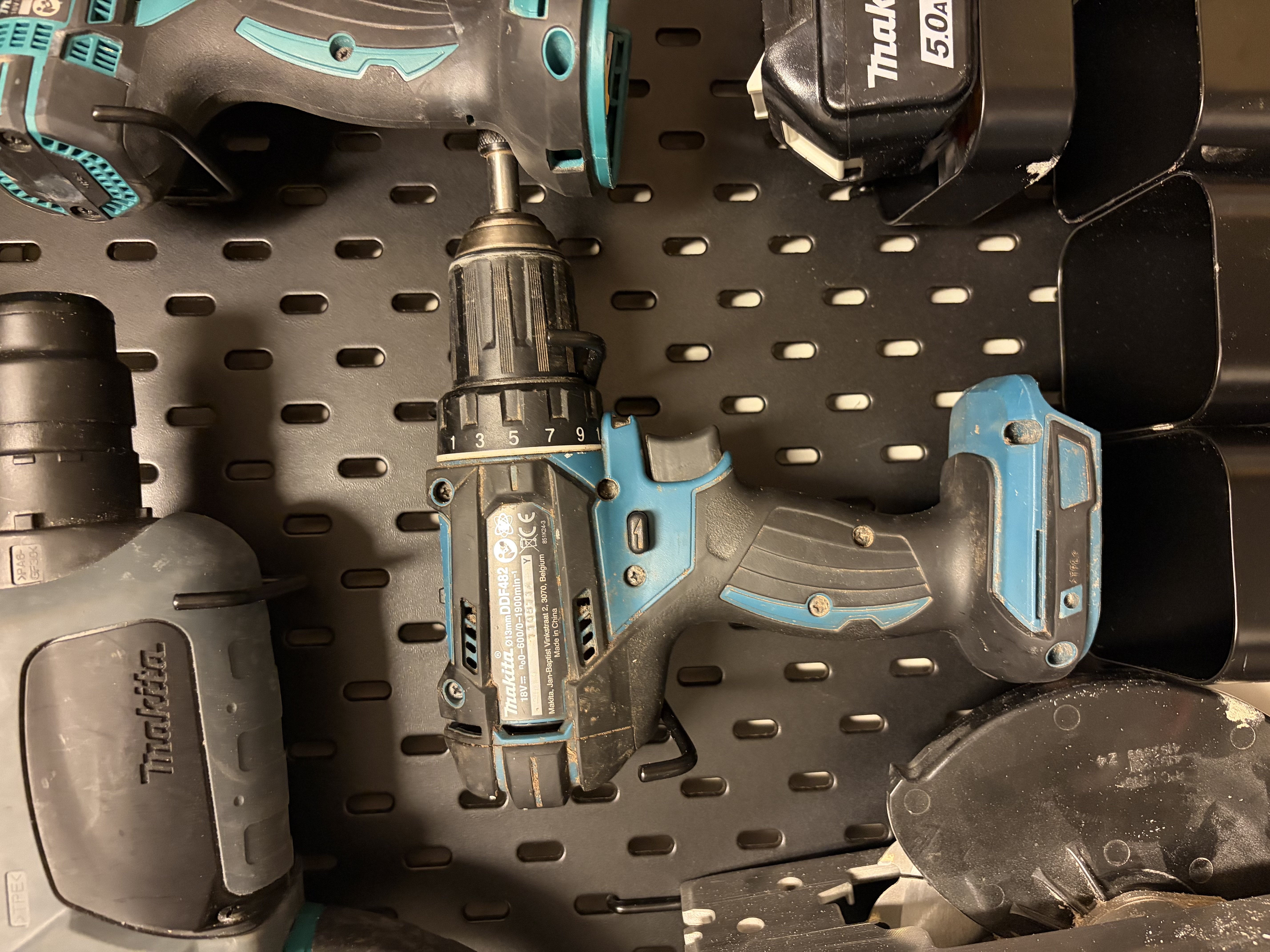 Makita boreskrutrekker 18v