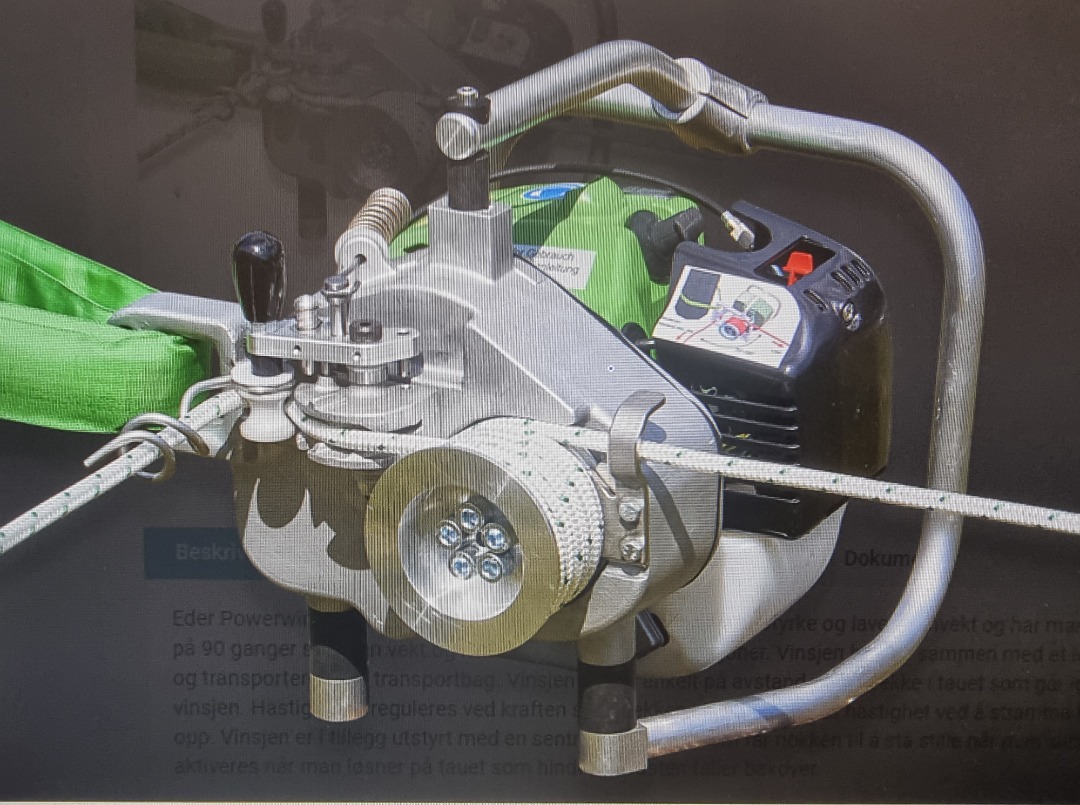 Skogsvins/tauvinsj bensindrevet