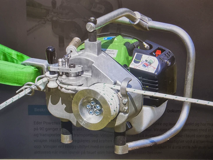 Skogsvins/tauvinsj bensindrevet