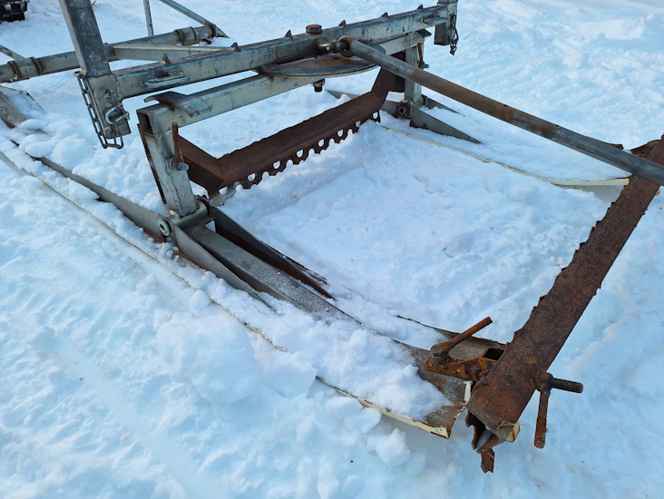 Tømmerdoning til snøskuter