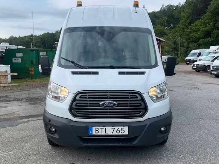Ford transit 2018 automat
