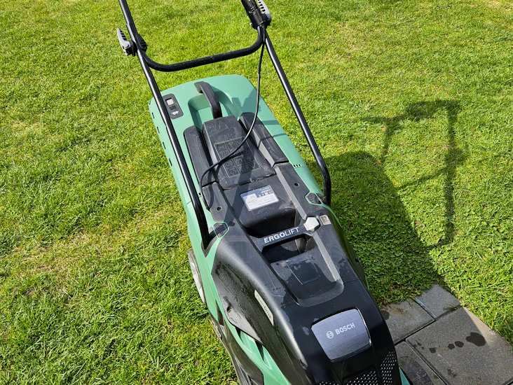 Elgräsklippare med sladd, bosch rotak 460